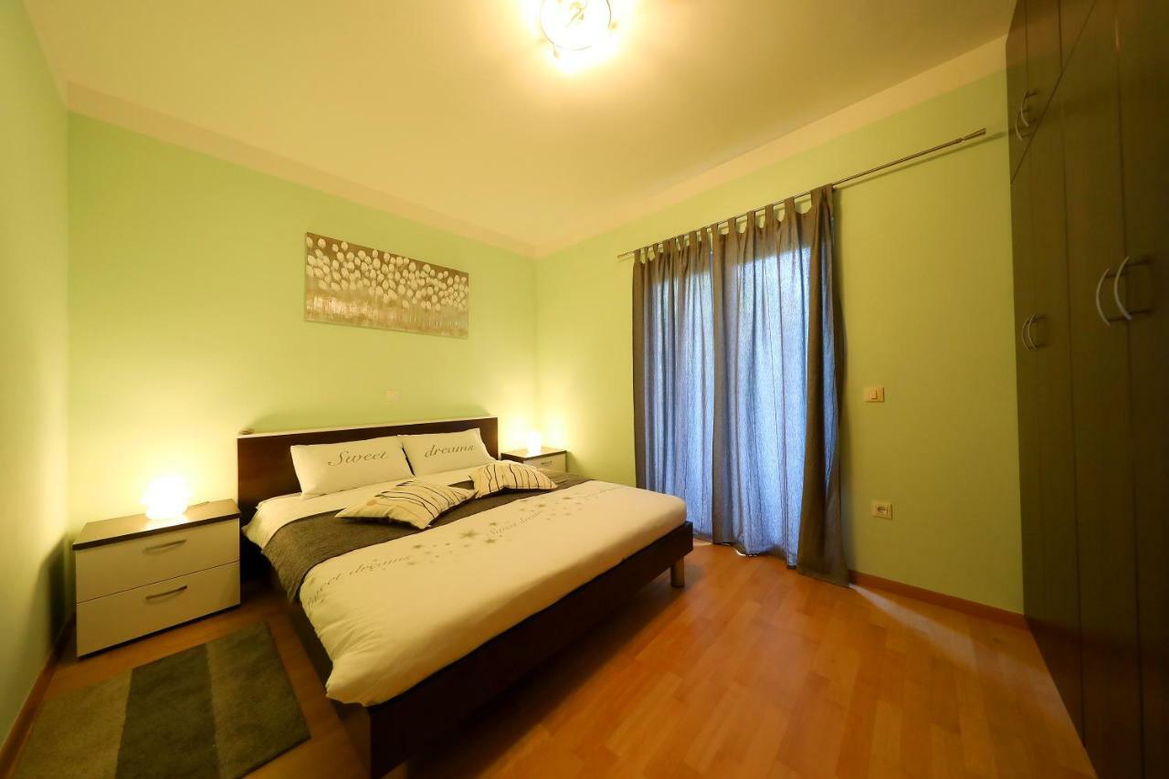 Luxury Villa Nada With Pool Petrcane Ngoại thất bức ảnh