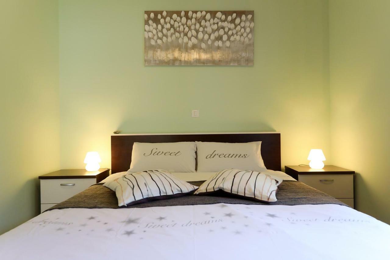 Luxury Villa Nada With Pool Petrcane Ngoại thất bức ảnh