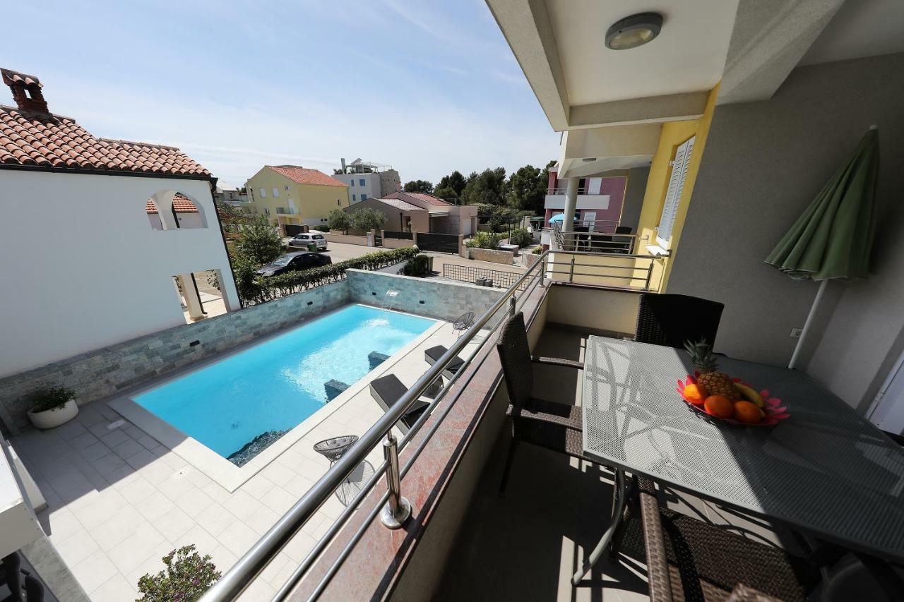 Luxury Villa Nada With Pool Petrcane Ngoại thất bức ảnh